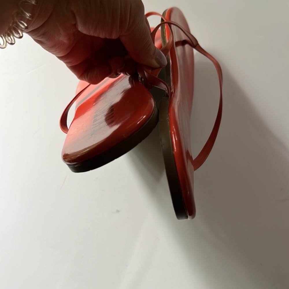 TKEES | Lipgloss Patent and Leather Sandals- Poppy - Picture 6 of 11